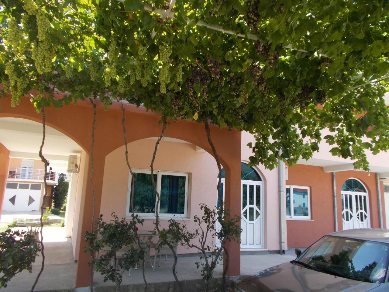 Apartmani Slado Trebinje Exteriör bild